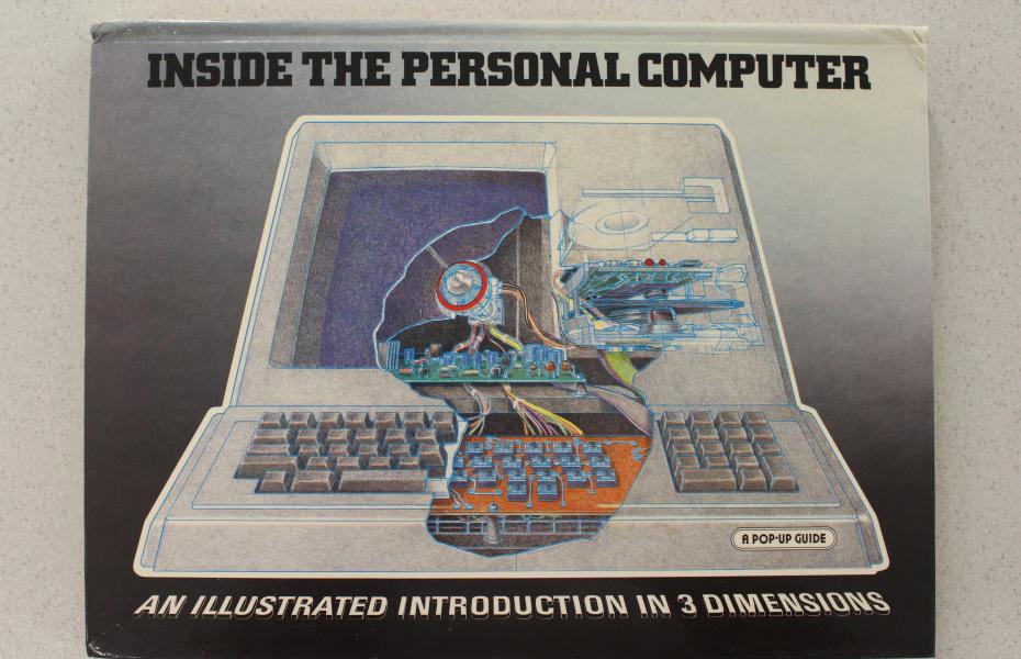Das ist das Cover des Buches "Inside the personal Computer". Darauf sieht man eine Illustration eines Computers des 80er Jahre